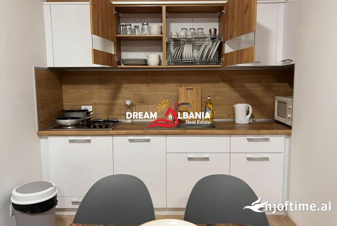 Shtepi me qera 2+1 ne Tirane - 800 Euro