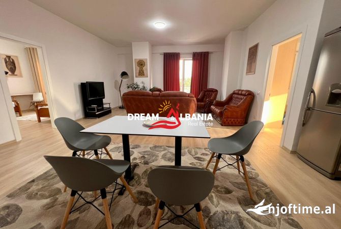 Shtepi me qera Apartament ne Tirane, 2+1, Mobilimi E mobiluar, Pagesa 800  Euro.