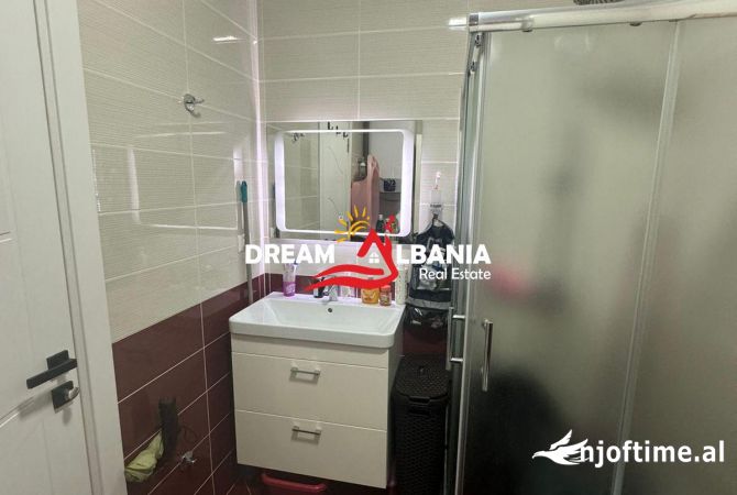 Shtepi me qera Apartament ne Tirane, 1+1, Mobilimi E mobiluar, Pagesa 700  Euro.