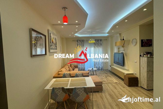 Shtepi me qera Apartament ne Tirane, 1+1, Mobilimi E mobiluar, Pagesa 700  Euro.