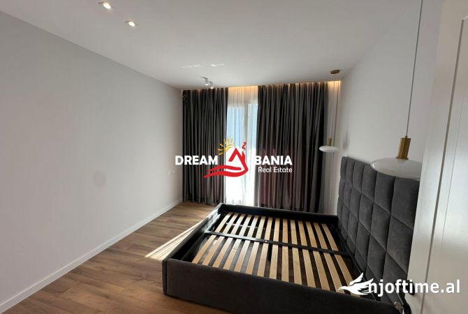 Shtepi me qera Vila Luksoze ne Tirane, 3+1, Mobilimi E mobiluar, Pagesa 3,500  Euro.