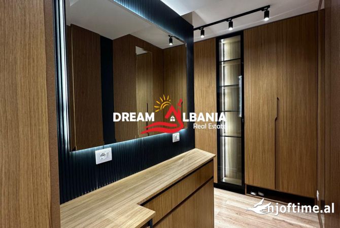 Shtepi me qera Apartament ne Tirane, 2+1, Mobilimi E mobiluar, Pagesa 1,100  Euro.