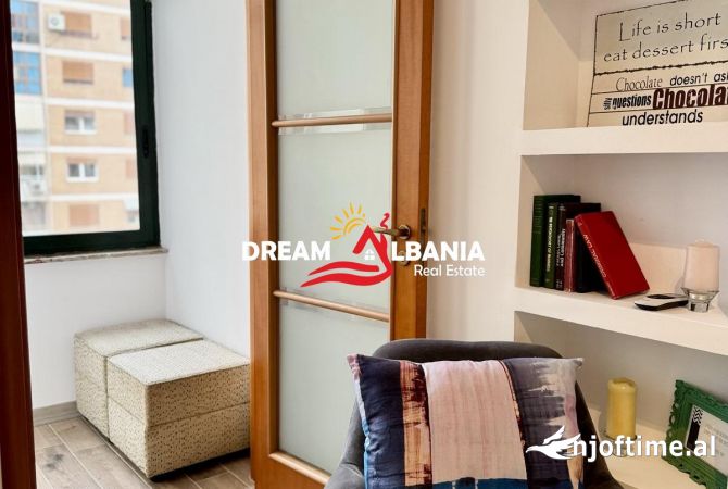 Shtepi me qera Apartament ne Tirane, 1+1, Mobilimi E mobiluar, Pagesa 650  Euro.