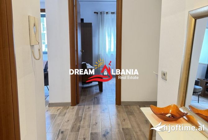 Shtepi me qera Apartament ne Tirane, 1+1, Mobilimi E mobiluar, Pagesa 650  Euro.