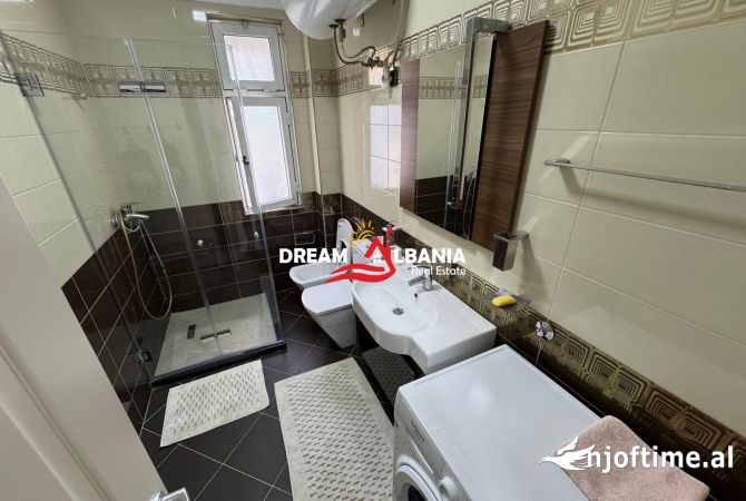 Shtepi me qera Apartament ne Tirane, 1+1, Mobilimi E mobiluar, Pagesa 650  Euro.