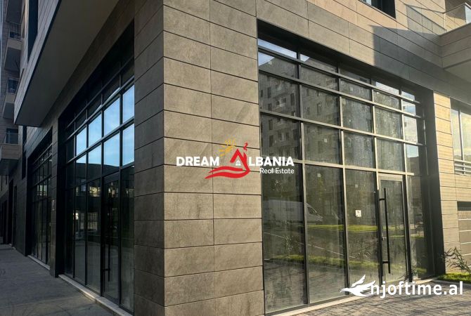 Ambient biznesi me qera 3+1 ne Tirane - 3,250 Euro
