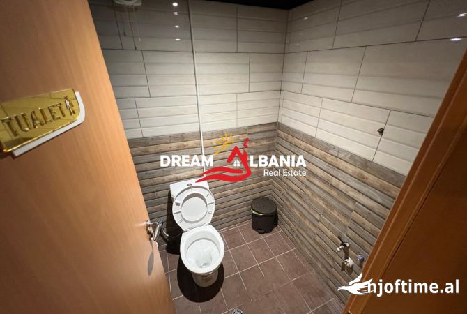 Lounge-Bar me qera Ne Fresk, prane Kompleksit “Lugano” ne Tirane (ID 42711026)