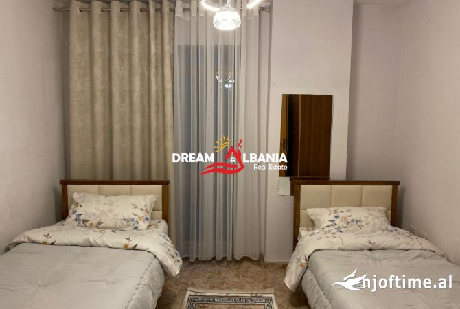Shtepi me qera Apartament ne Tirane, 2+1, Mobilimi E mobiluar, Pagesa 700  Euro.