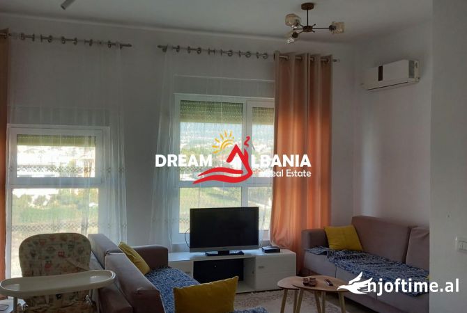Shtepi me qera Apartament ne Tirane, 2+1, Mobilimi E mobiluar, Pagesa 500  Euro.
