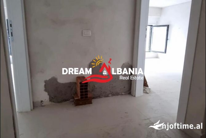 Shtepi ne shitje 3+1 ne Tirane - 175,000 Euro