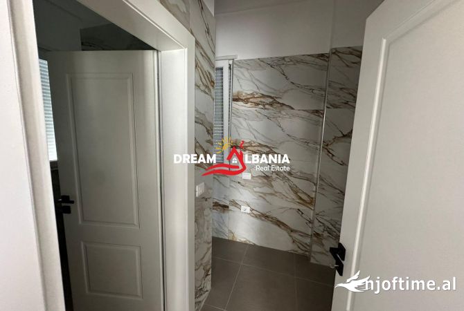 Shtepi me qera 4+1 ne Tirane - 2,500 Euro