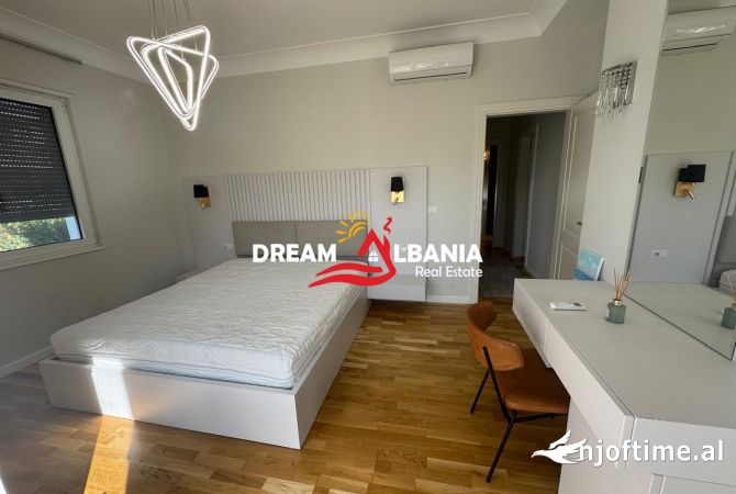 Shtepi me qera Apartament ne Tirane, 2+1, Mobilimi E mobiluar, Pagesa 1,490  Euro.