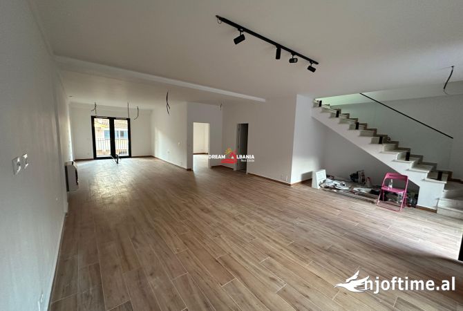 Ambient biznesi me qera 3+1 ne Tirane - 3,500 Euro