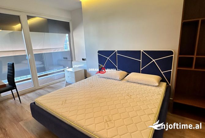 Shtepi me qera Apartament ne Tirane, 2+1, Mobilimi E mobiluar, Pagesa 1,000  Euro.