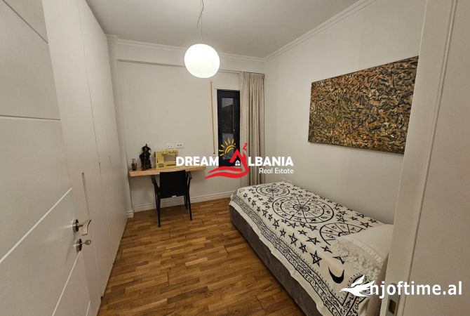 Shtepi me qera 2+1 ne Tirane - 1,200 Euro