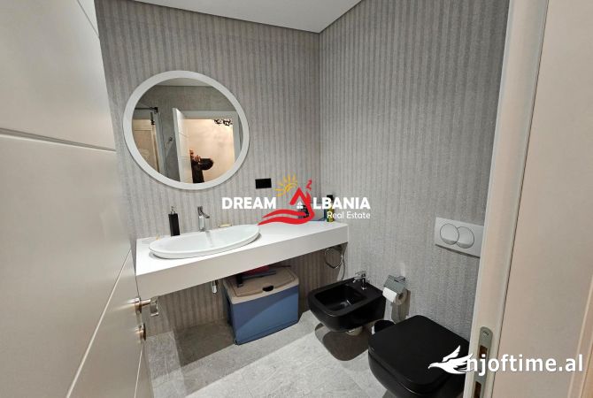 Shtepi me qera Apartament ne Tirane, 2+1, Mobilimi E mobiluar, Pagesa 1,000  Euro.