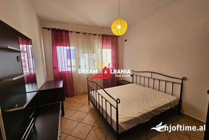 Shtepi me qera Apartament ne Tirane, 2+1, Mobilimi E mobiluar, Pagesa 600  Euro.