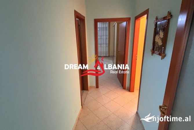 Shtepi ne shitje Apartament ne Tirane, 2+1, Mobilimi E mobiluar, Pagesa 234,000  Euro.