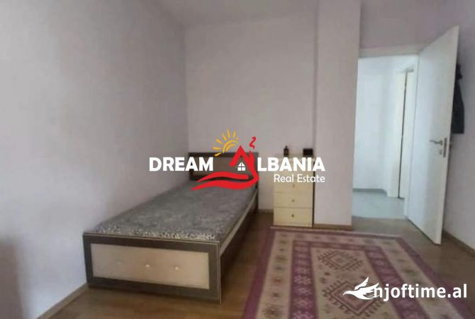 Shtepi me qera Apartament ne Tirane, 2+1, Mobilimi E mobiluar, Pagesa 700  Euro.