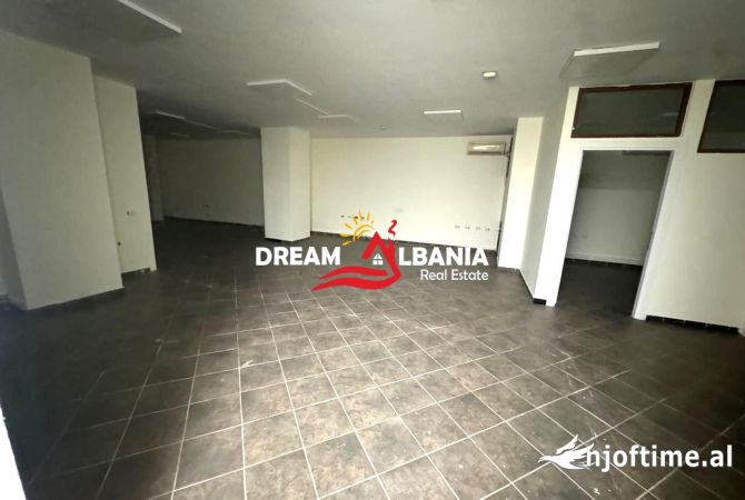Ambient biznesi me qera 3+1 ne Tirane - 2,000 Euro