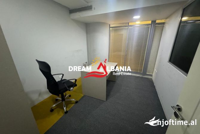 Shtepi me qera Apartament ne Tirane, 2+1, Mobilimi E mobiluar, Pagesa 550  Euro.