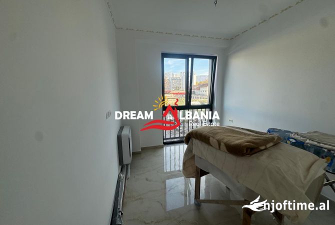 Shtepi me qera 2+1 ne Tirane - 800 Euro