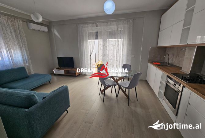 Shtepi me qera 2+1 ne Tirane - 600 Euro