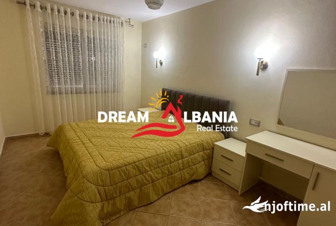 Shtepi me qera Apartament ne Tirane, 2+1, Mobilimi E mobiluar, Pagesa 700  Euro.