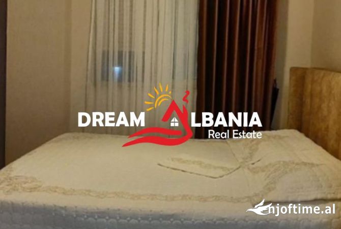 Shtepi me qera Apartament ne Tirane, 3+1, Mobilimi E mobiluar, Pagesa 800  Euro.