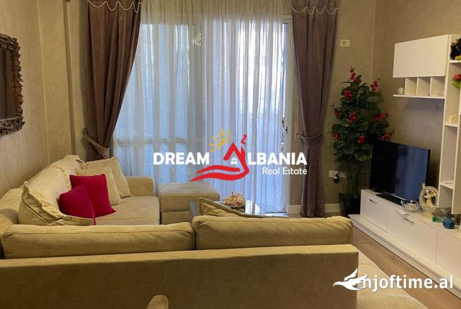 Shtepi me qera 3+1 ne Tirane - 800 Euro
