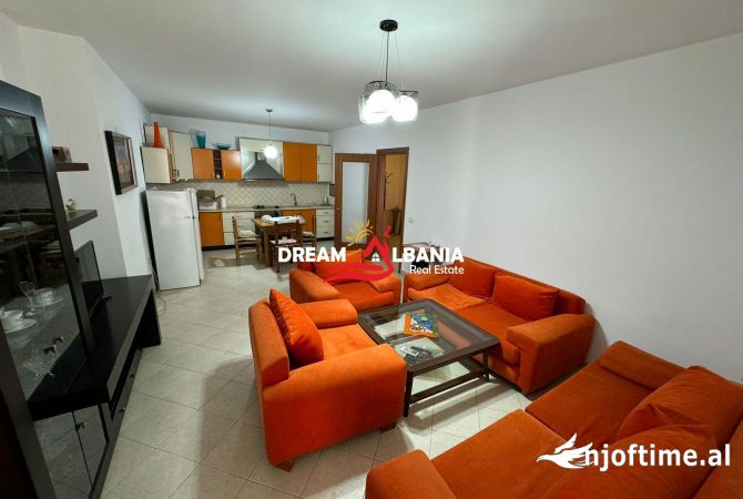Shtepi me qera 2+1 ne Tirane - 650 Euro