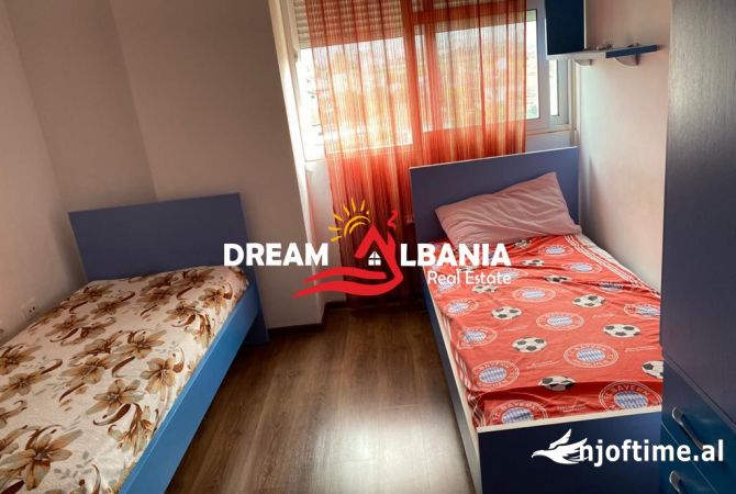 Shtepi me qera Apartament ne Tirane, 2+1, Mobilimi E mobiluar, Pagesa 600  Euro.