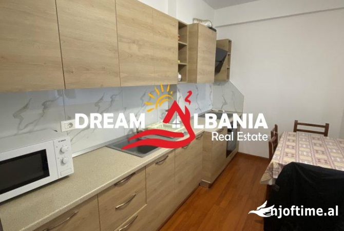 Shtepi me qera Apartament ne Tirane, 1+1, Mobilimi E mobiluar, Pagesa 500  Euro.