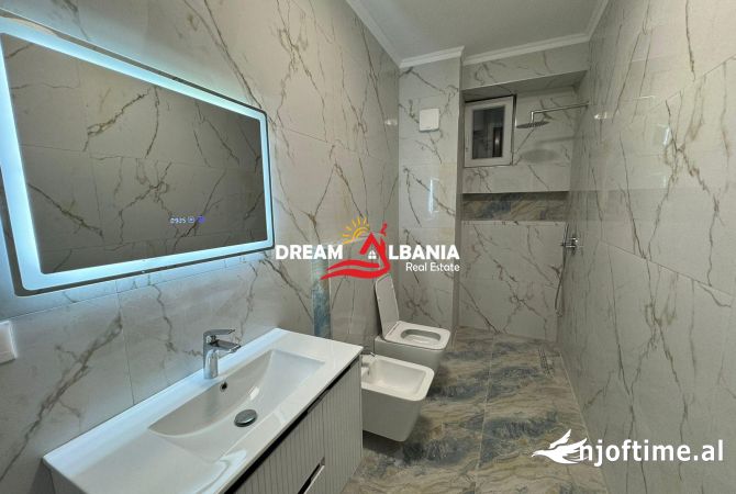 Shtepi ne shitje Apartament ne Tirane, 1+1, Mobilimi Bosh, pa mobiluar, Pagesa 119,000  Euro.