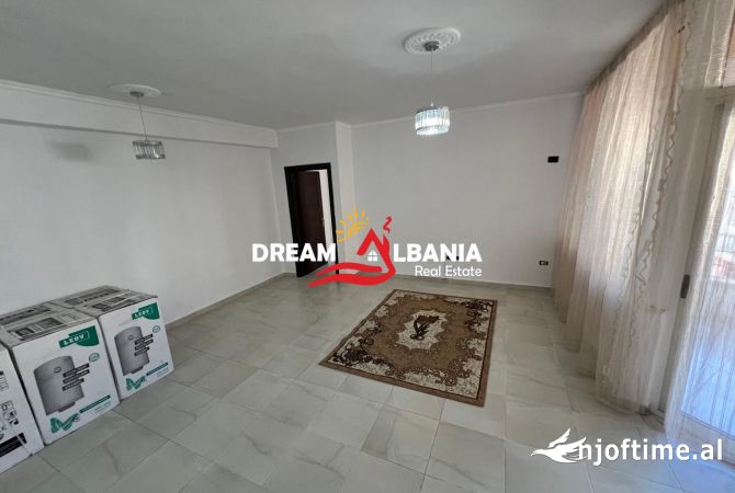 Shtepi ne shitje Apartament ne Tirane, 2+1, Mobilimi Bosh, pa mobiluar, Pagesa 125,000  Euro.