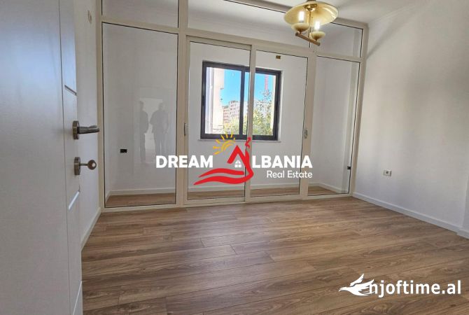 Shtepi ne shitje 1+1 ne Tirane - 132,000 Euro