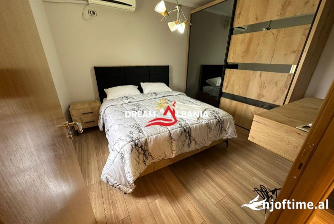 Shtepi ne shitje Apartament ne Tirane, 2+1, Mobilimi E mobiluar, Pagesa 235,000  Euro.