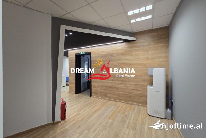 Godine 5-kateshe me Qera tek Rruga e Durresit buze rruges kryesore ne Tirane ID (42611197)