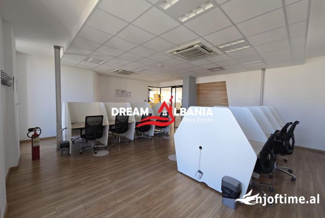 Ambient biznesi me qera 3+1 ne Tirane - 35,000 Euro