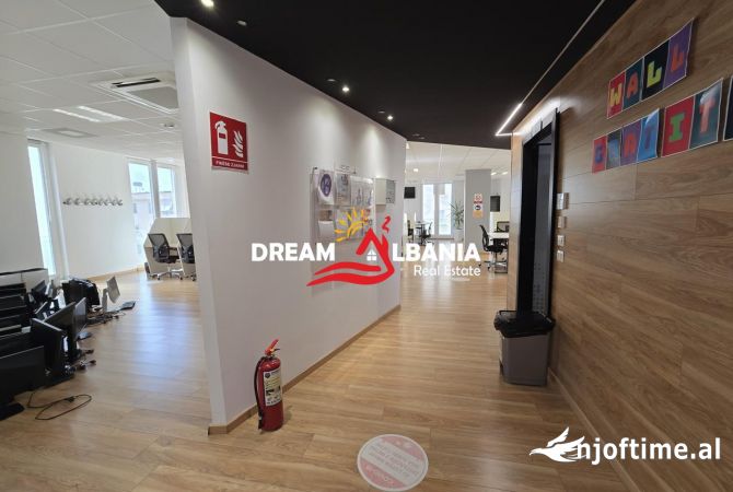 Godine 5-kateshe me Qera tek Rruga e Durresit buze rruges kryesore ne Tirane ID (42611197)