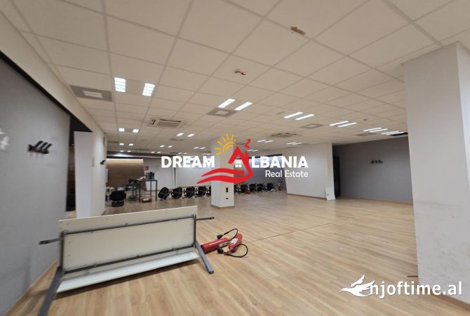 Godine 5-kateshe me Qera tek Rruga e Durresit buze rruges kryesore ne Tirane ID (42611197)