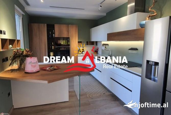 Shtepi me qera 5+1 ne Tirane - 4,000 Euro