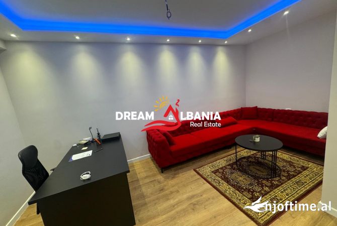 Ambient biznesi me qera 3+1 ne Tirane - 800 Euro