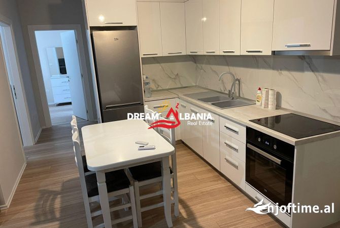 Shtepi me qera 2+1 ne Tirane - 750 Euro