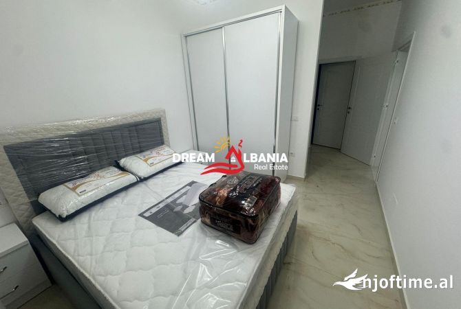 Shtepi me qera Apartament ne Tirane, 2+1, Mobilimi E mobiluar, Pagesa 800  Euro.