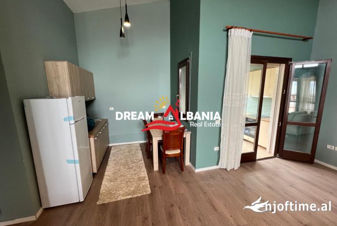 Shtepi me qera 2+1 ne Tirane - 700 Euro