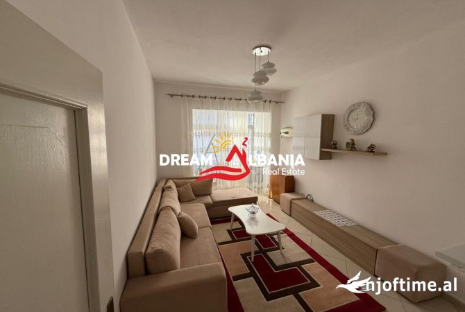 Shtepi me qera 2+1 ne Tirane - 420 Euro
