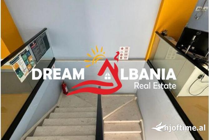 Zyre me qera ne Rrugen e Barrikadave, Tirane (ID 42611205)