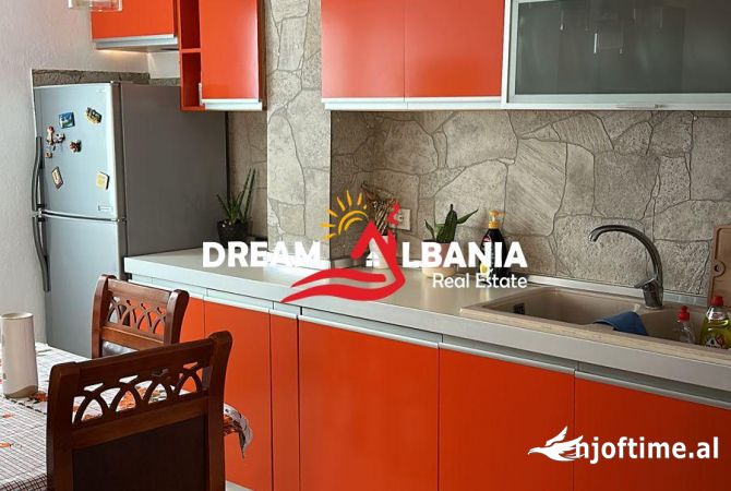 Shtepi ne shitje Apartament ne Tirane, 1+1, Mobilimi E mobiluar, Pagesa 115,000  Euro.