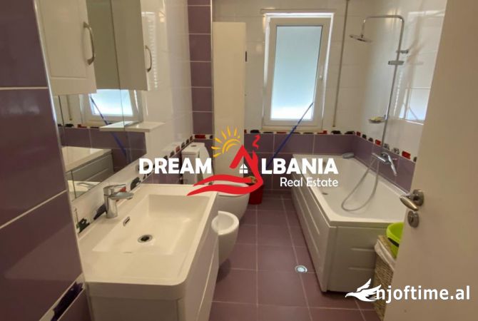 Shtepi me qera Apartament ne Tirane, 4+1, Mobilimi E mobiluar, Pagesa 1,400  Euro.